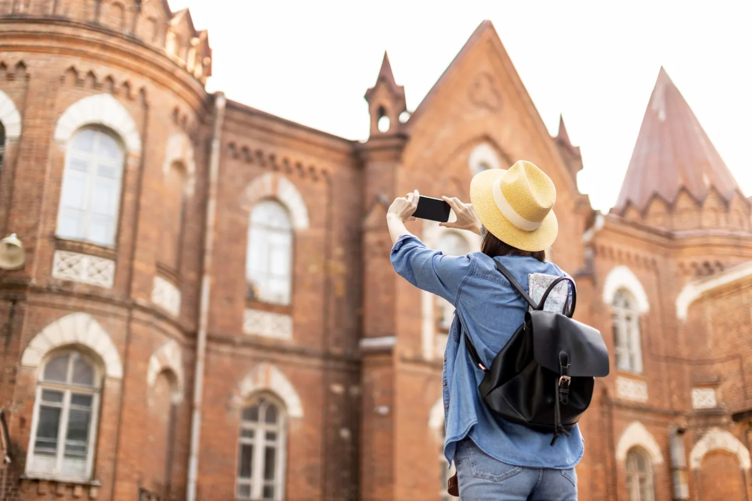 Salesforce Implementation for Process Improvement: Case Study with Auswalk section image